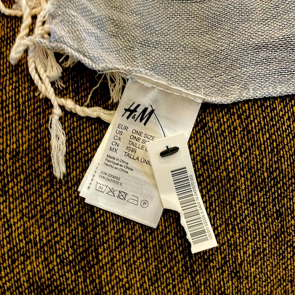 H&M scarf